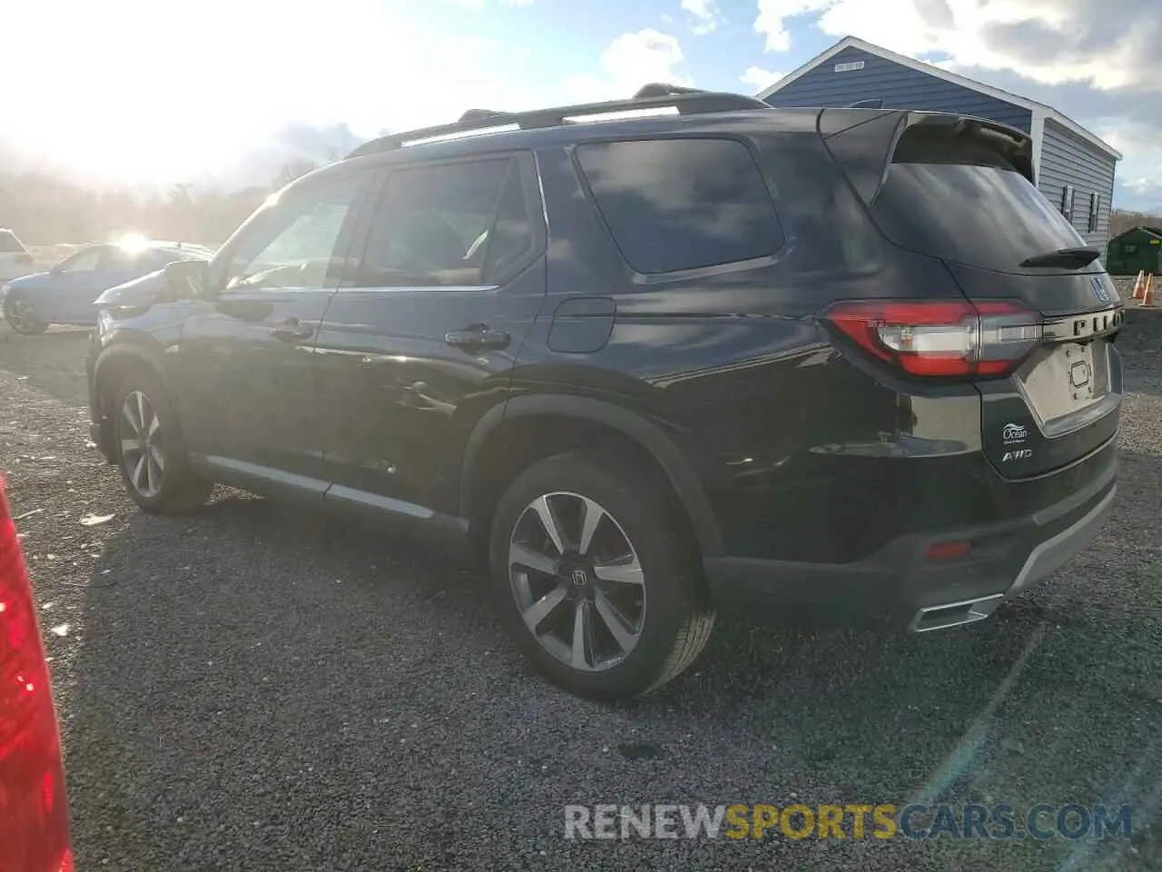 2 fotografías del automóvil dañado 5FNYG1H89RB026674 HONDA PILOT 2024
