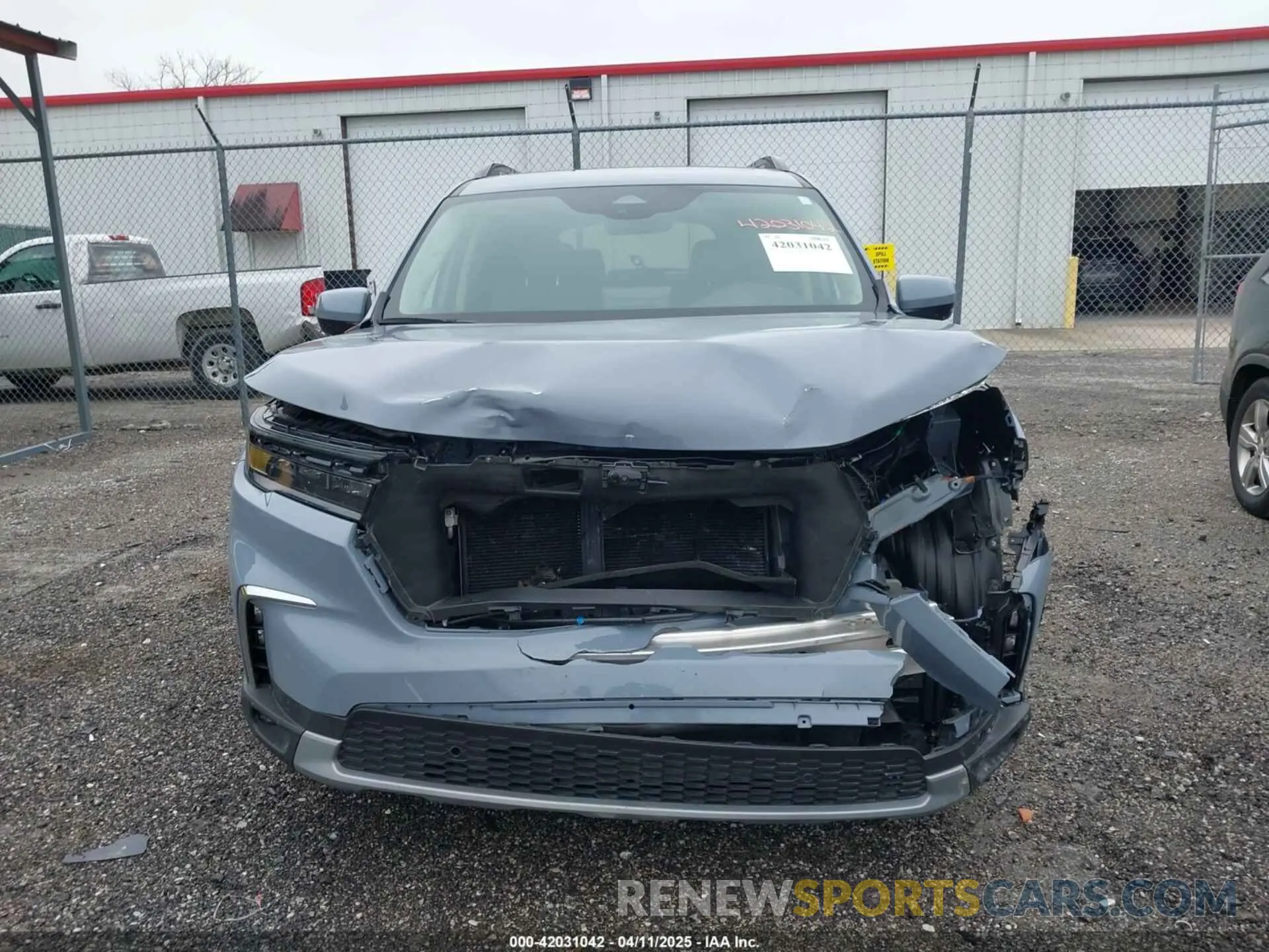 12 fotografías del automóvil dañado 5FNYG1H89RB028392 HONDA PILOT 2024