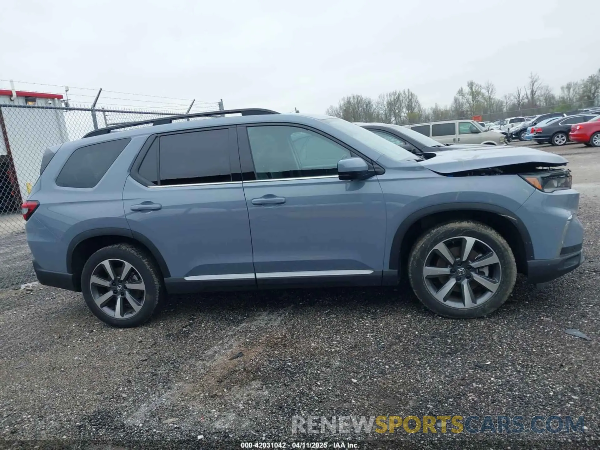 13 fotografías del automóvil dañado 5FNYG1H89RB028392 HONDA PILOT 2024