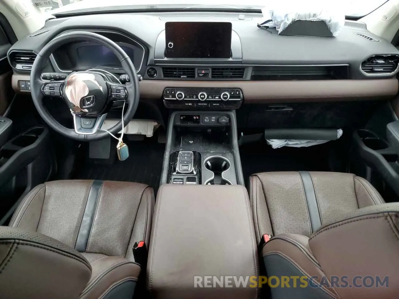 8 fotografías del automóvil dañado 5FNYG1H8XRB009639 HONDA PILOT 2024