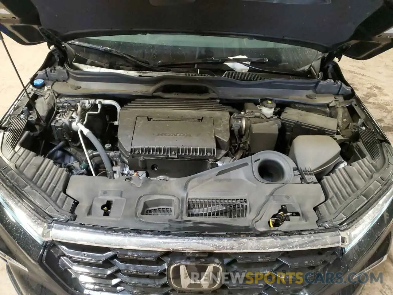 12 fotografías del automóvil dañado 5FNYG1H8XRB045993 HONDA PILOT 2024