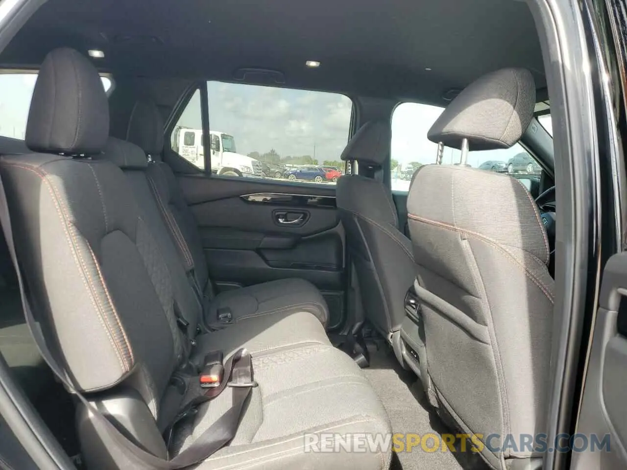 11 fotografías del automóvil dañado 5FNYG2H39RB011702 HONDA PILOT 2024