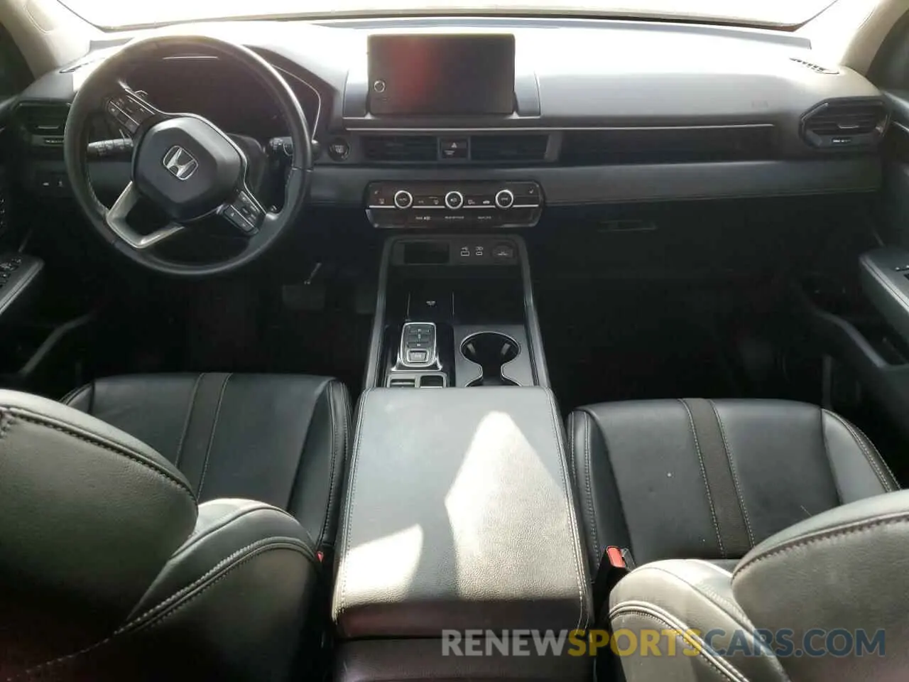 8 fotografías del automóvil dañado 5FNYG2H41RB005658 HONDA PILOT 2024