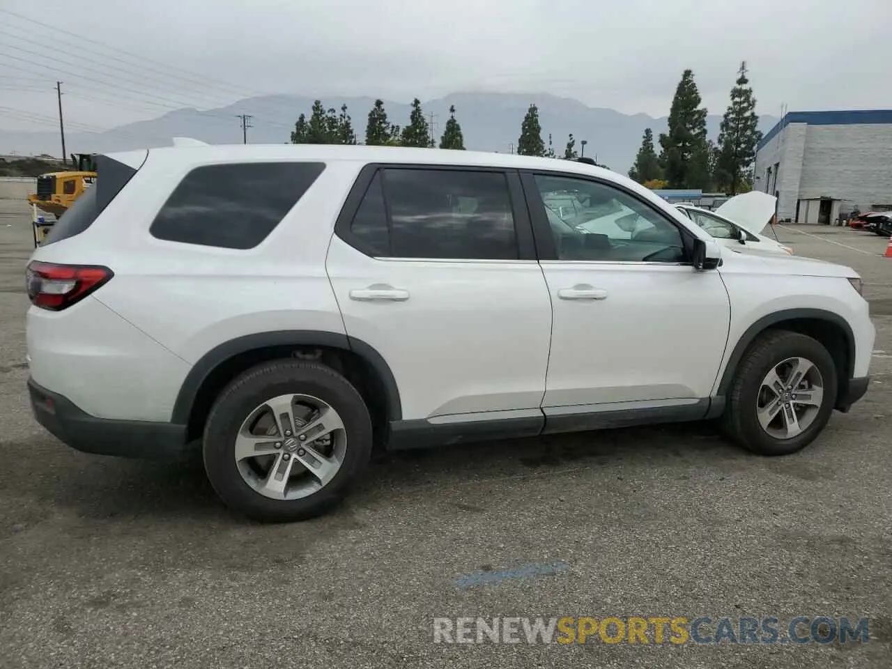 3 fotografías del automóvil dañado 5FNYG2H42RB015857 HONDA PILOT 2024