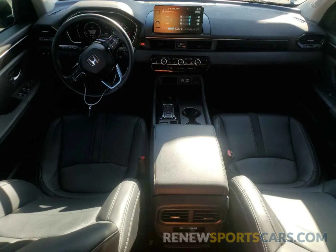 8 fotografías del automóvil dañado 5FNYG2H47RB009147 HONDA PILOT 2024
