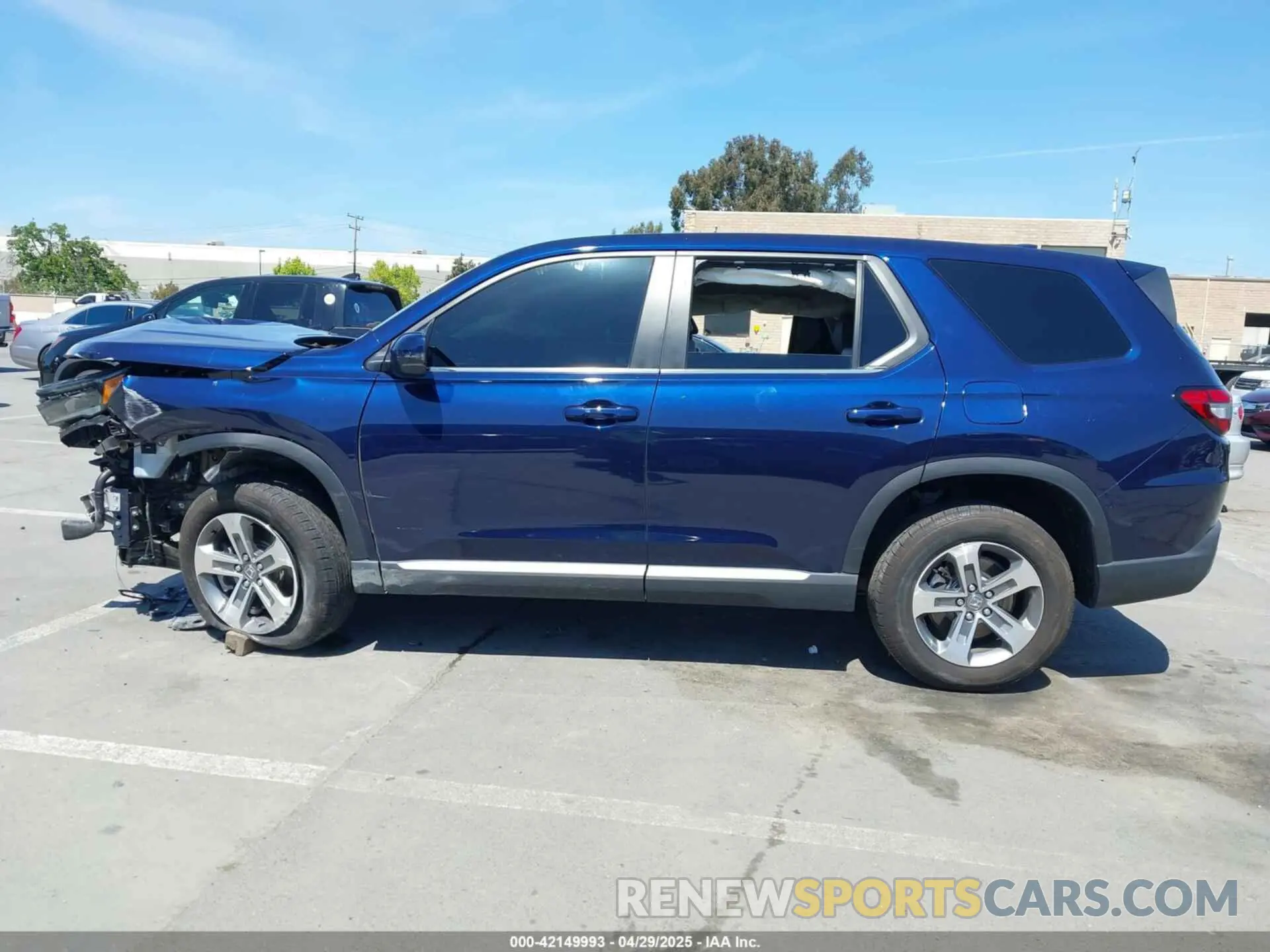 14 fotografías del automóvil dañado 5FNYG2H4XRB005707 HONDA PILOT 2024