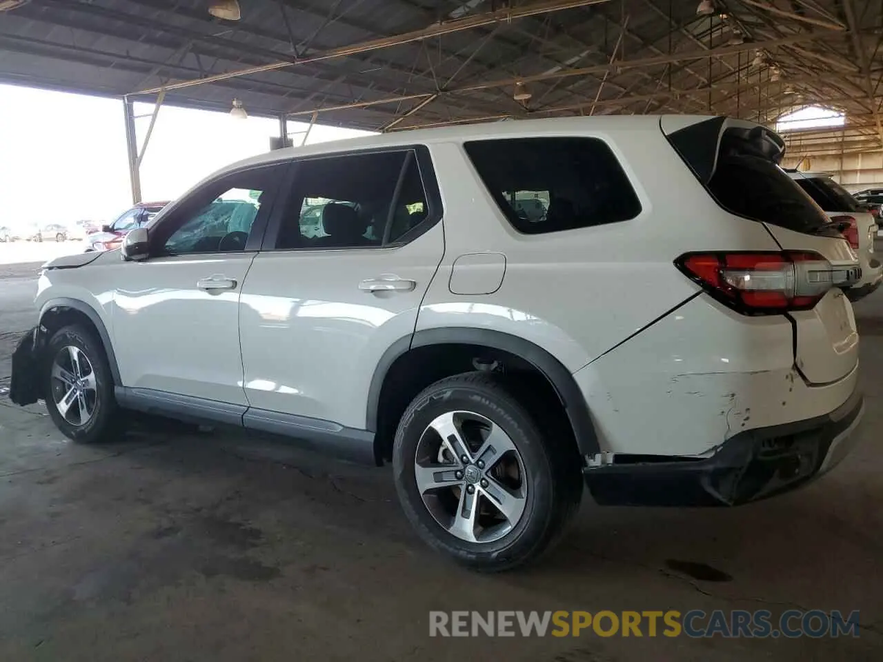 2 fotografías del automóvil dañado 5FNYG2H55RB000052 HONDA PILOT 2024