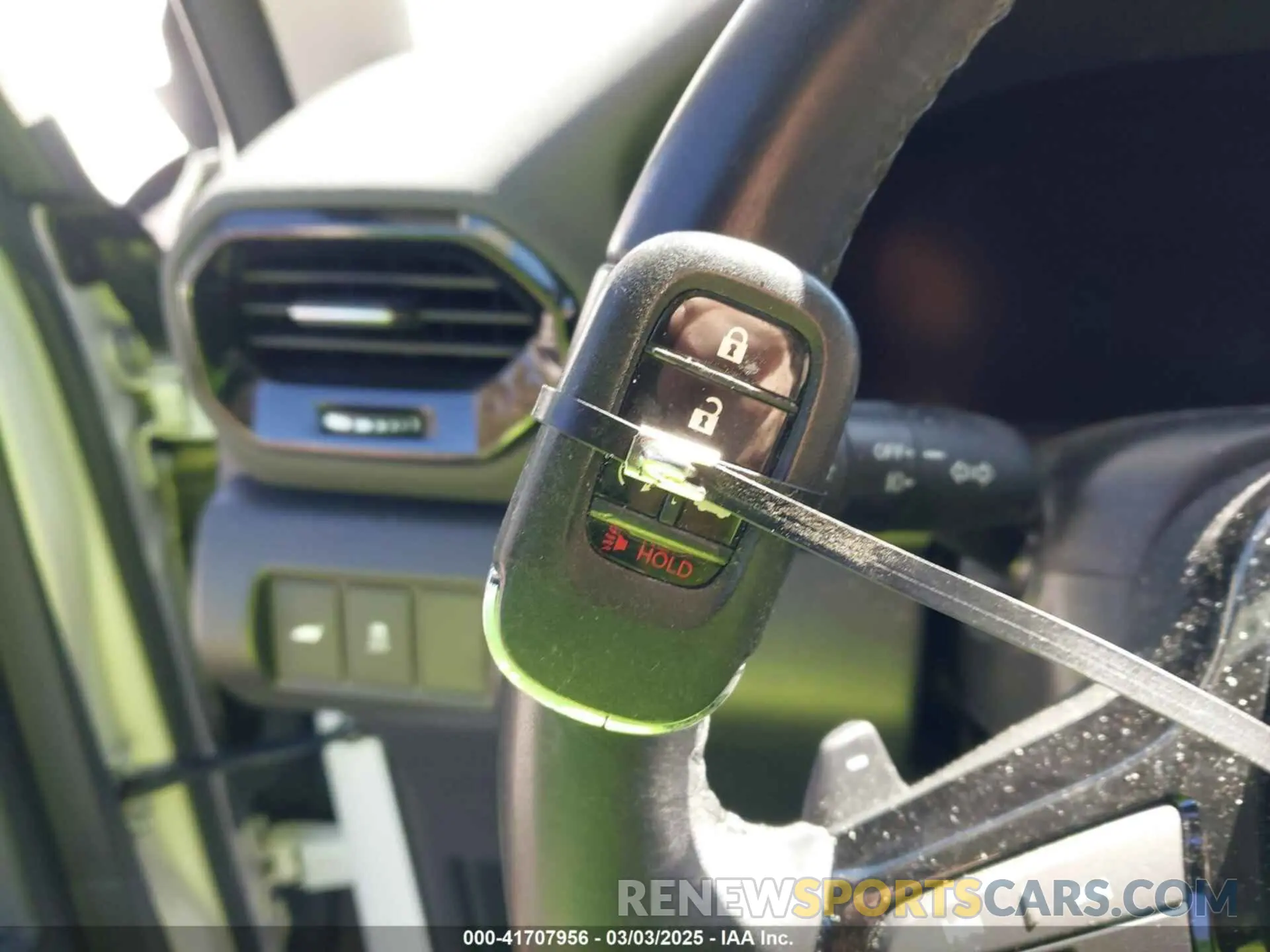 11 fotografías del automóvil dañado 5FNYG2H57RB001333 HONDA PILOT 2024