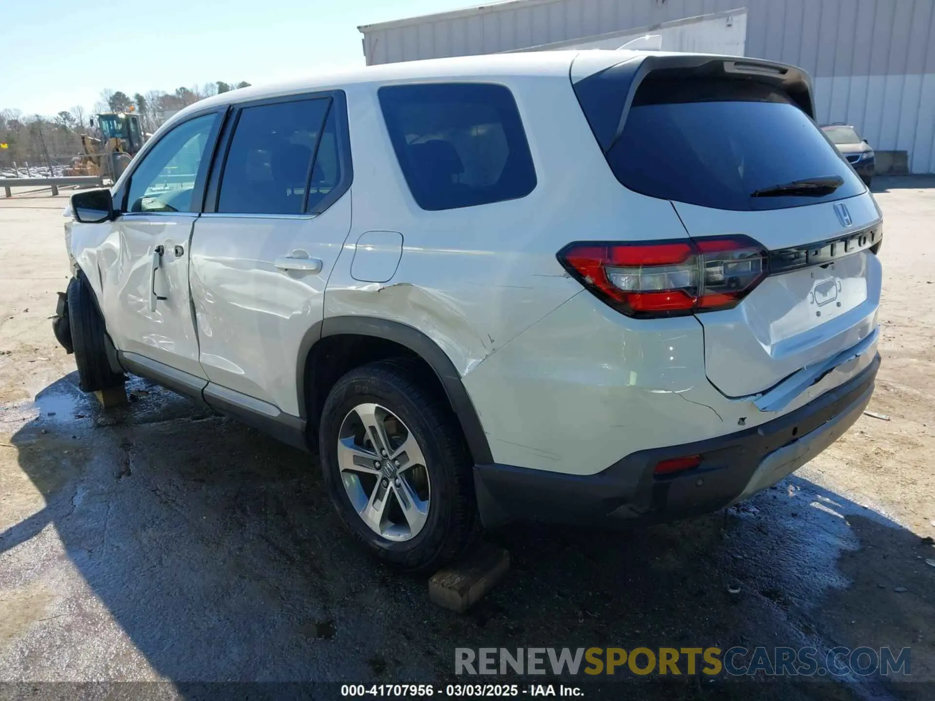 3 fotografías del automóvil dañado 5FNYG2H57RB001333 HONDA PILOT 2024