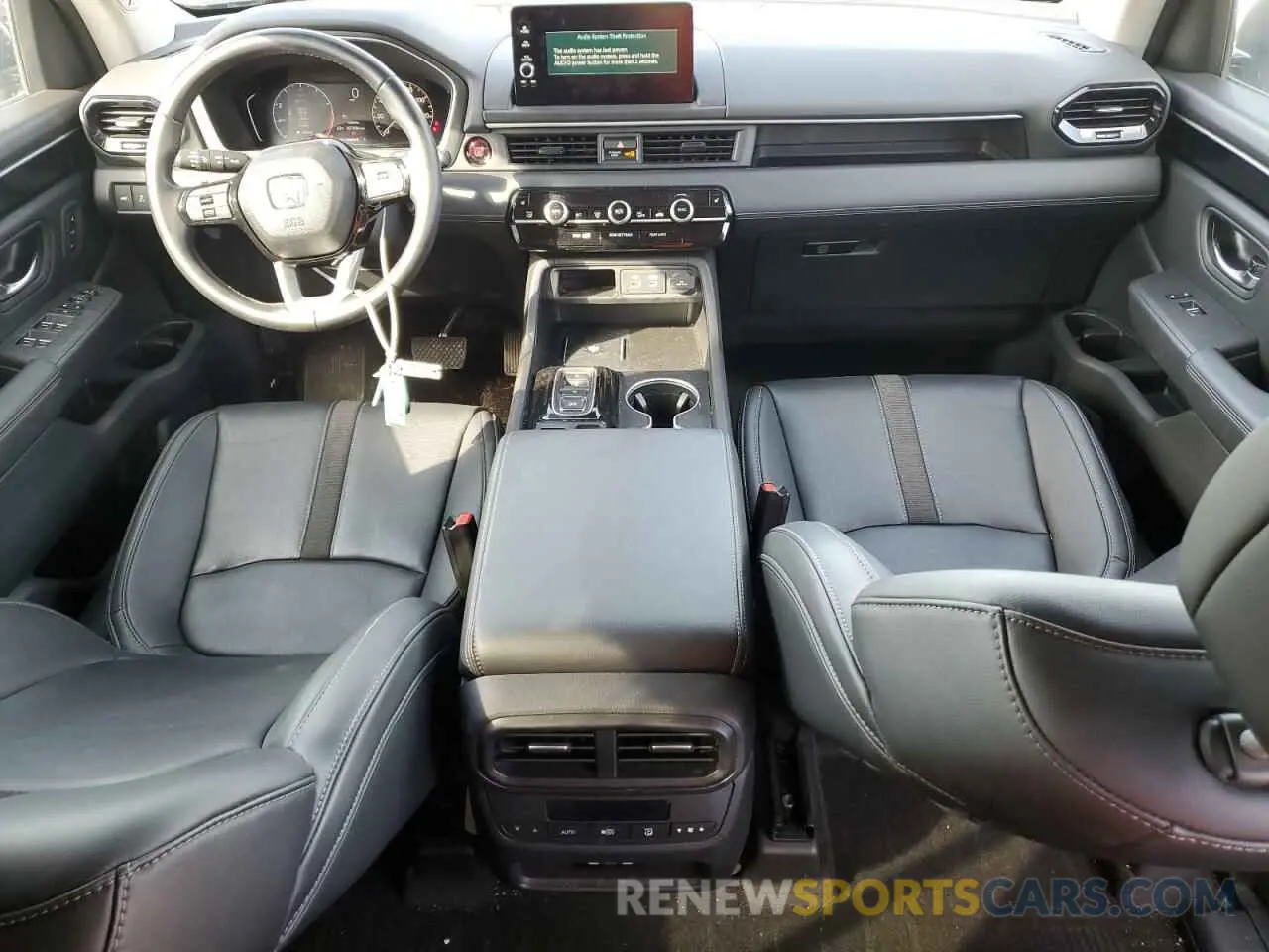 8 fotografías del automóvil dañado 5FNYG2H79RB004803 HONDA PILOT 2024