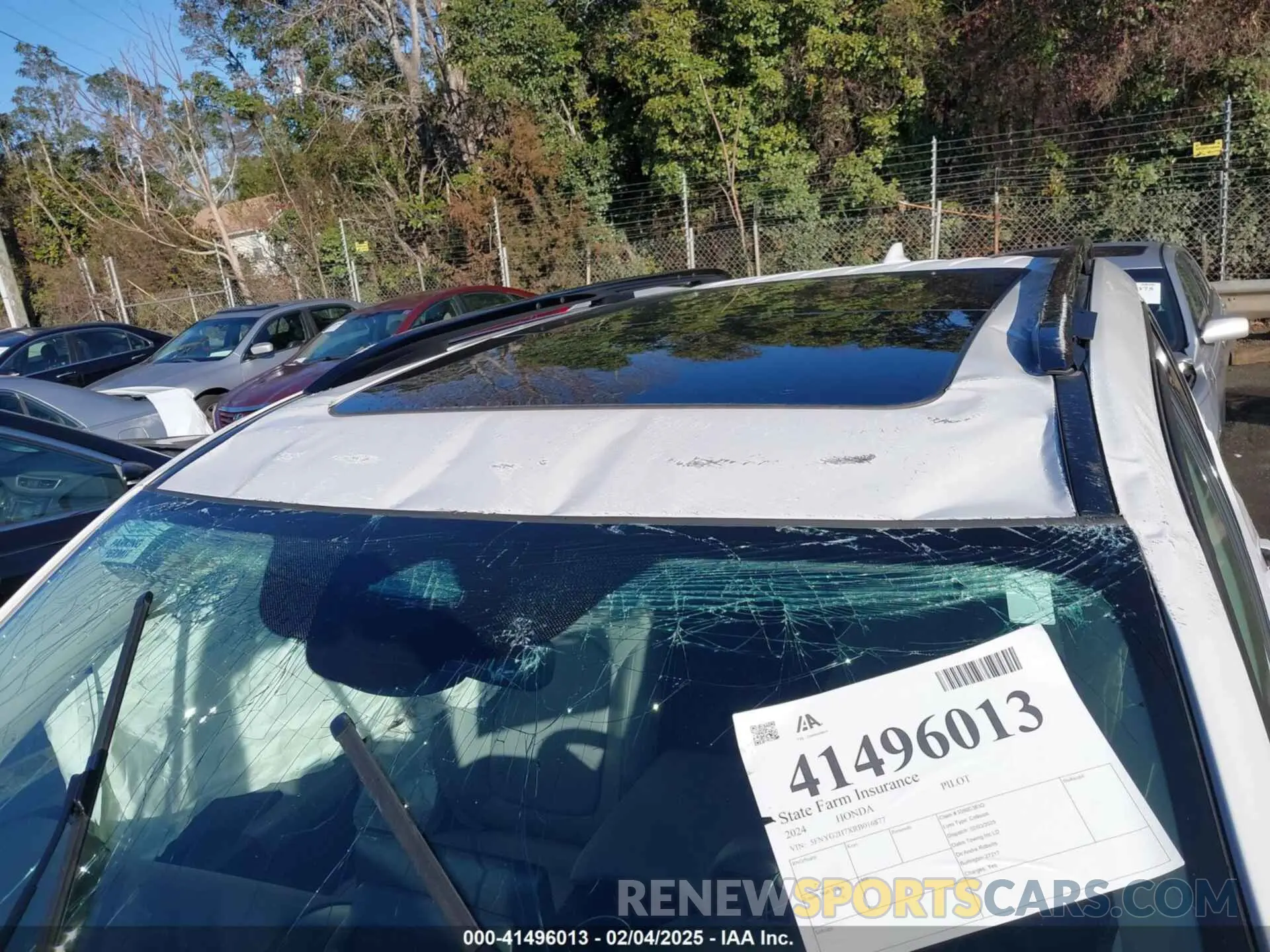 16 fotografías del automóvil dañado 5FNYG2H7XRB016877 HONDA PILOT 2024