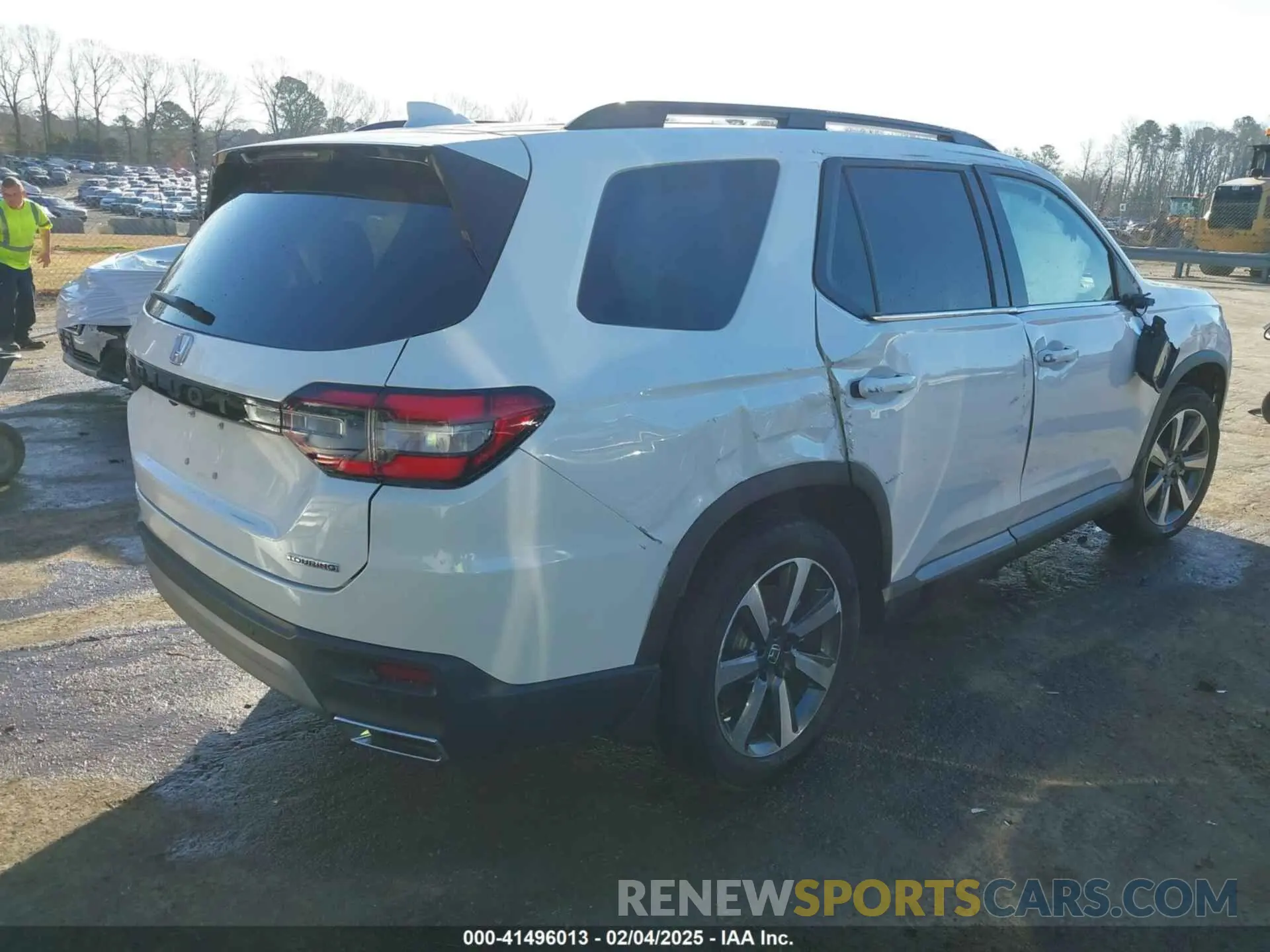 4 fotografías del automóvil dañado 5FNYG2H7XRB016877 HONDA PILOT 2024