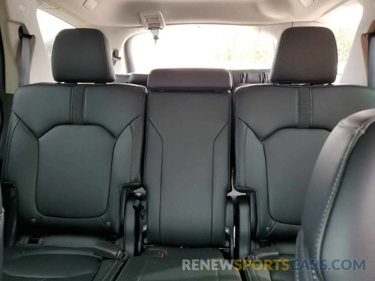 10 fotografías del automóvil dañado 5FNYG1H40SB015128 HONDA PILOT 2025