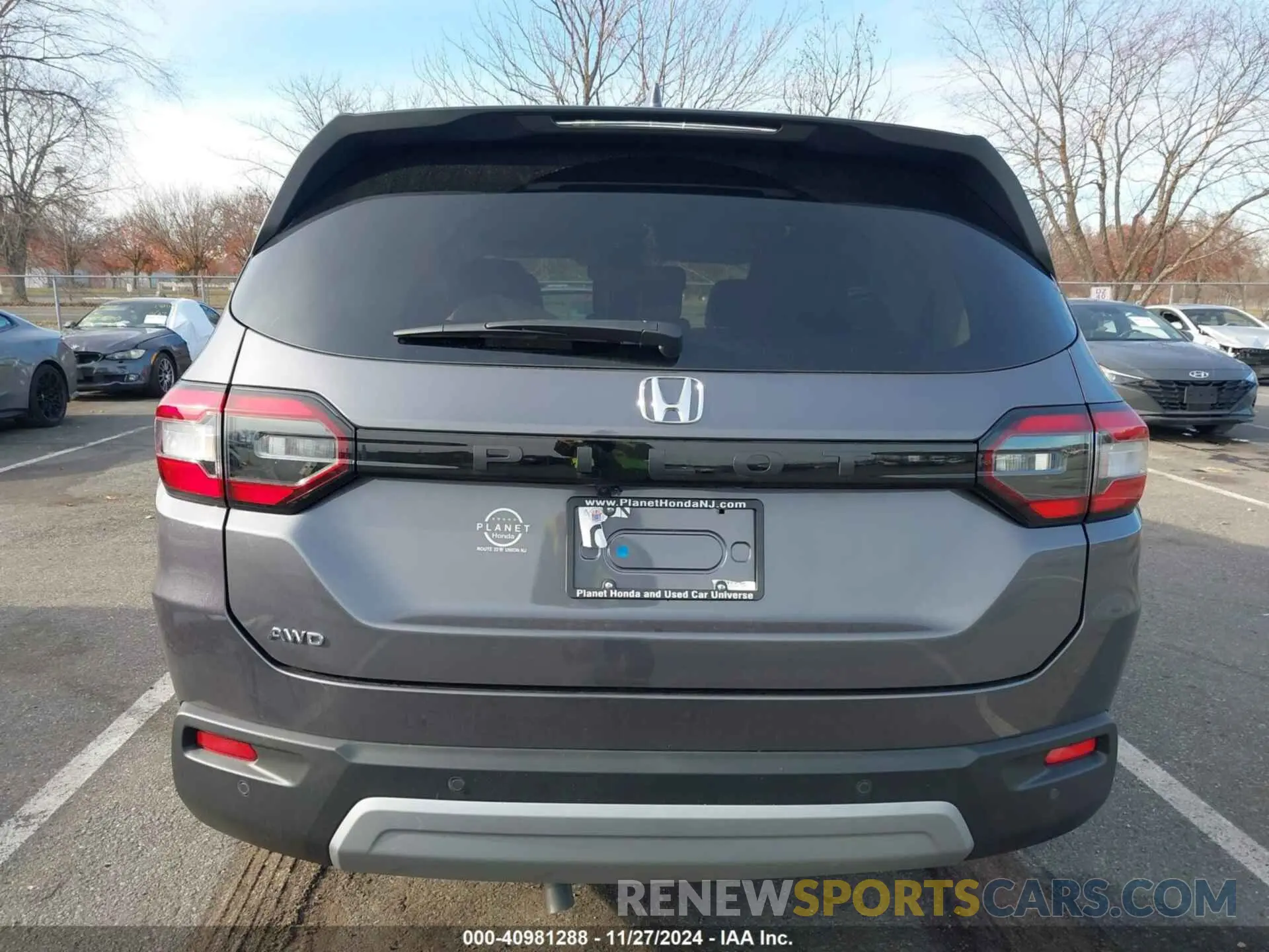 16 fotografías del automóvil dañado 5FNYG1H41SB062653 HONDA PILOT 2025