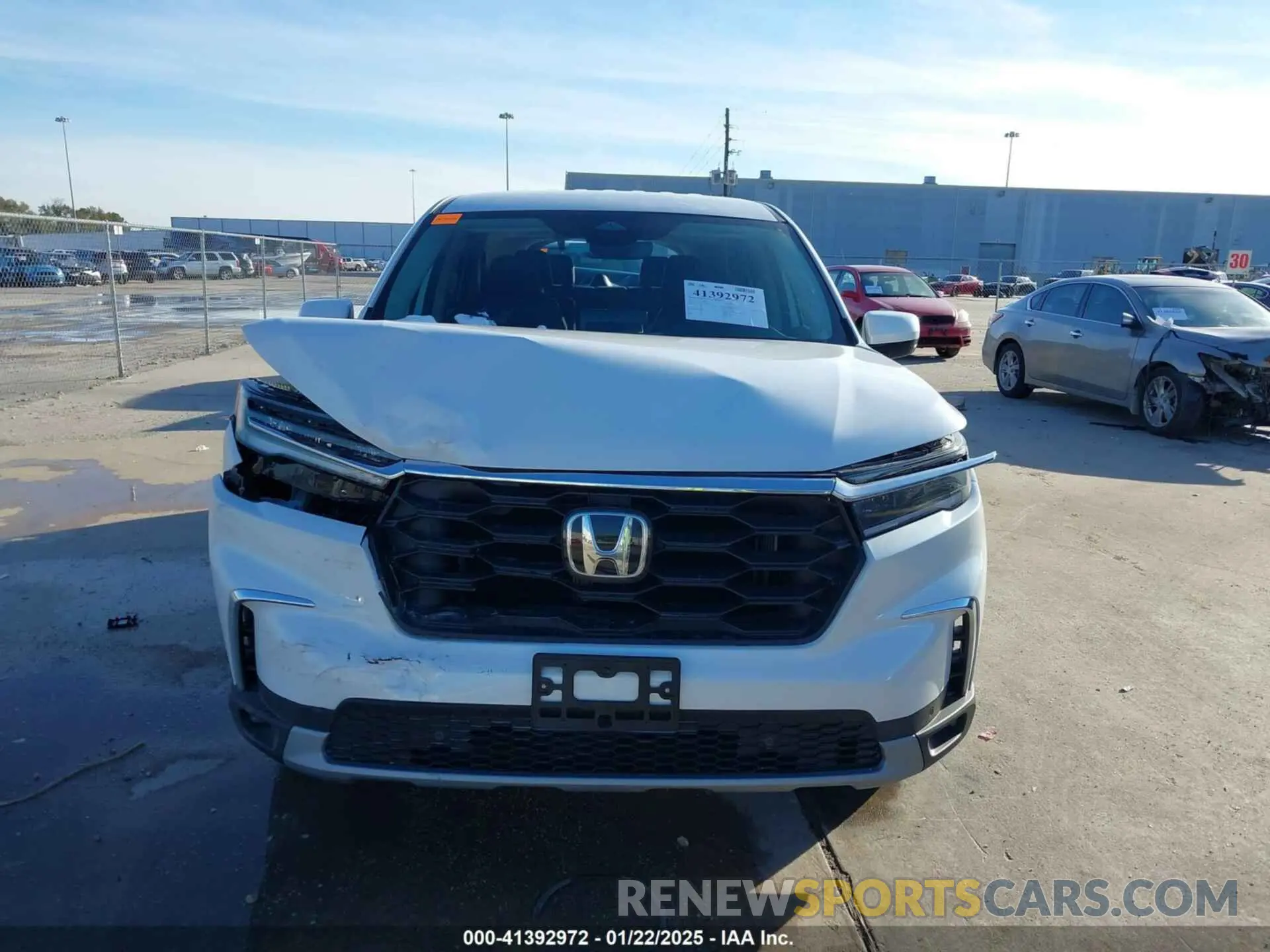 12 fotografías del automóvil dañado 5FNYG1H46SB052961 HONDA PILOT 2025