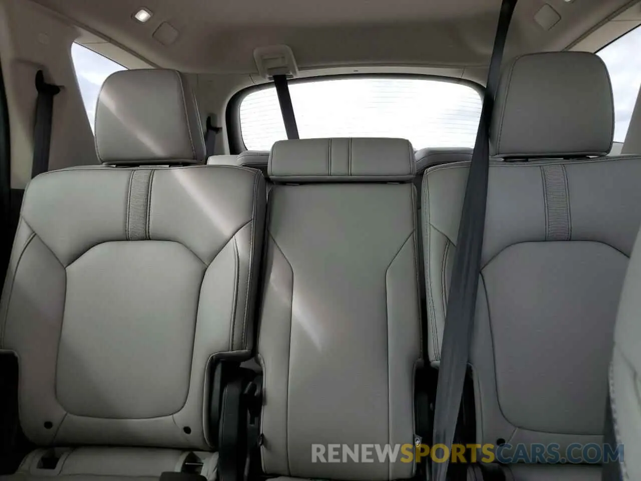 10 fotografías del automóvil dañado 5FNYG1H48SB026054 HONDA PILOT 2025