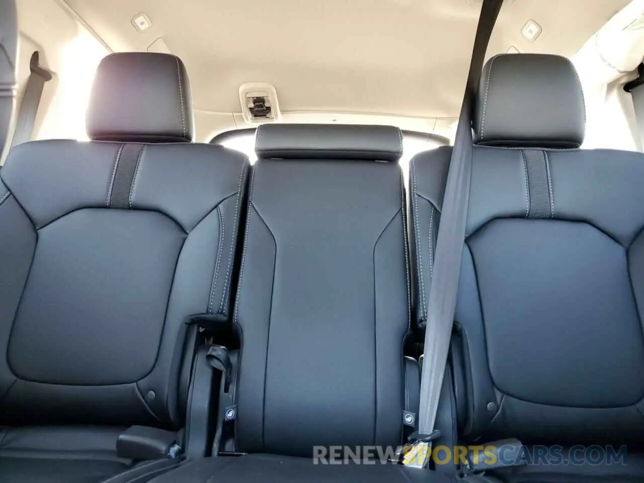 10 fotografías del automóvil dañado 5FNYG1H48SB083371 HONDA PILOT 2025