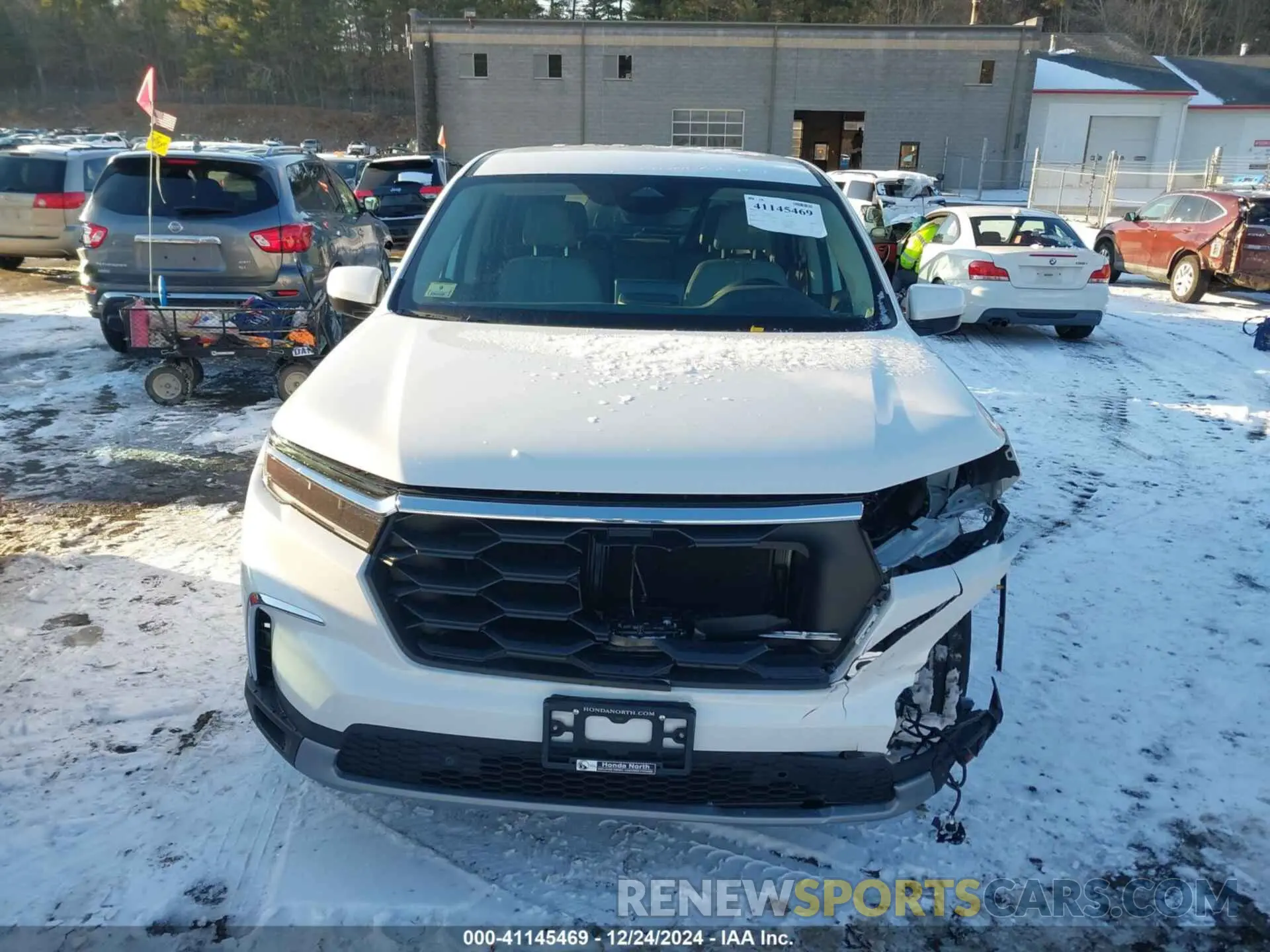 12 fotografías del automóvil dañado 5FNYG1H4XSB056396 HONDA PILOT 2025
