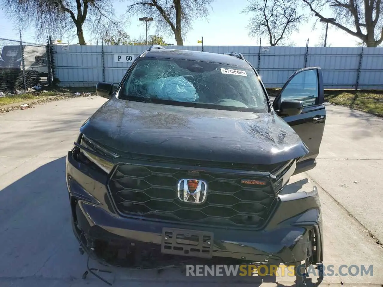 5 fotografías del automóvil dañado 5FNYG1H61SB036233 HONDA PILOT 2025