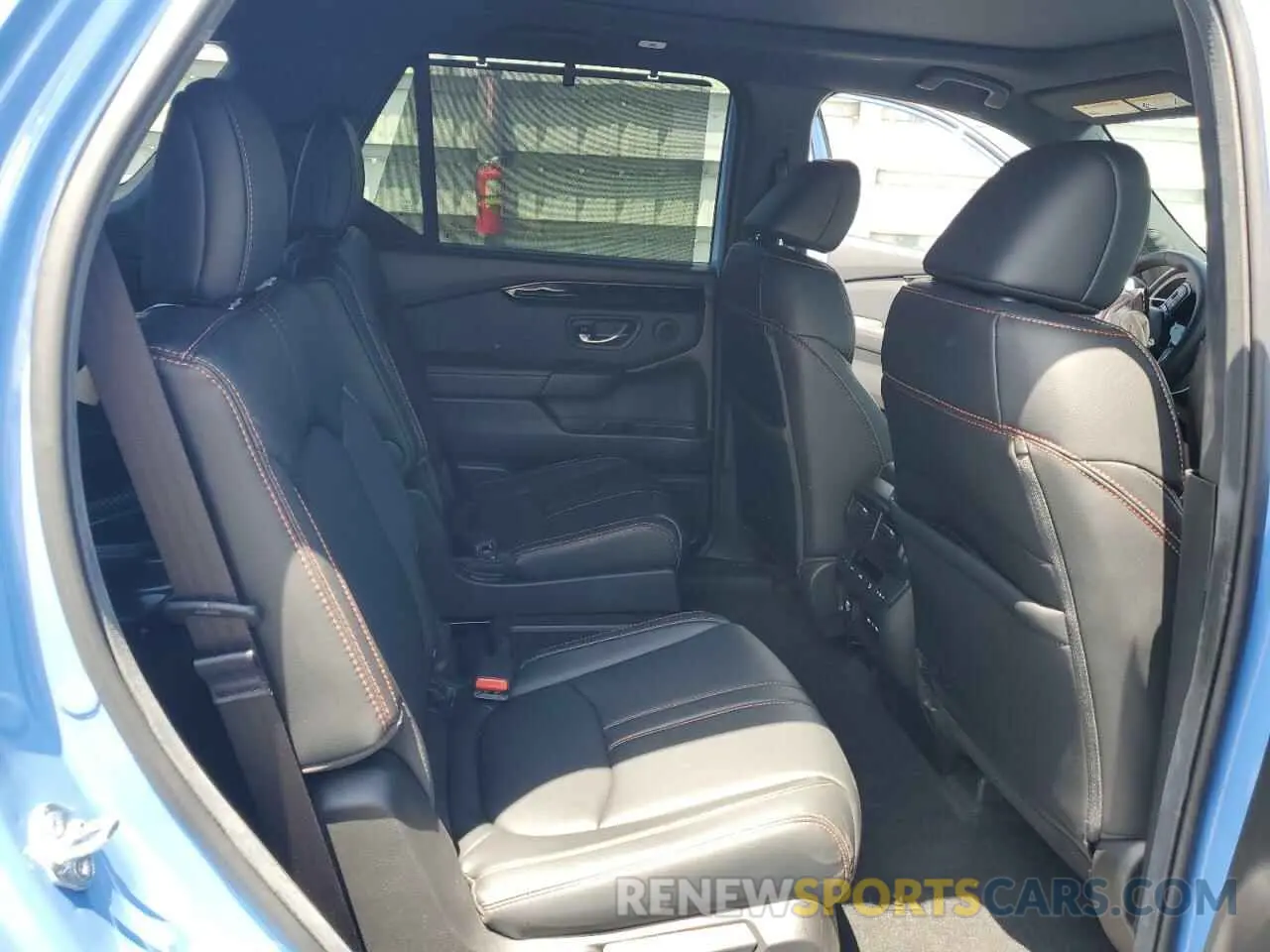 11 fotografías del automóvil dañado 5FNYG1H67SB000868 HONDA PILOT 2025