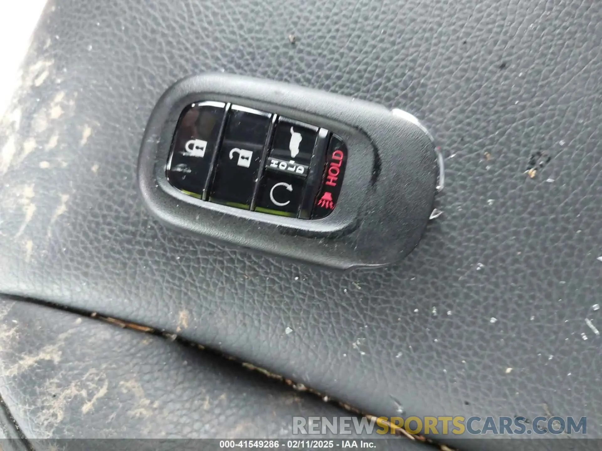 11 fotografías del automóvil dañado 5FNYG1H67SB039458 HONDA PILOT 2025