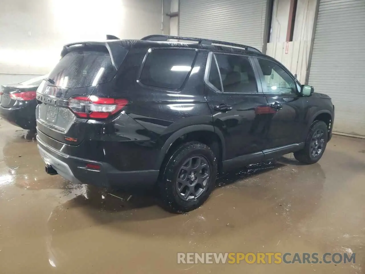 3 fotografías del automóvil dañado 5FNYG1H67SB068569 HONDA PILOT 2025