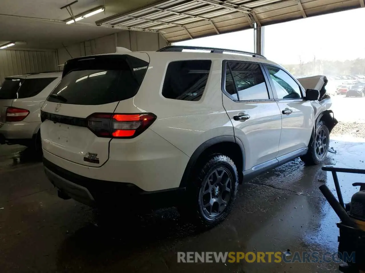 3 fotografías del automóvil dañado 5FNYG1H67SB094346 HONDA PILOT 2025