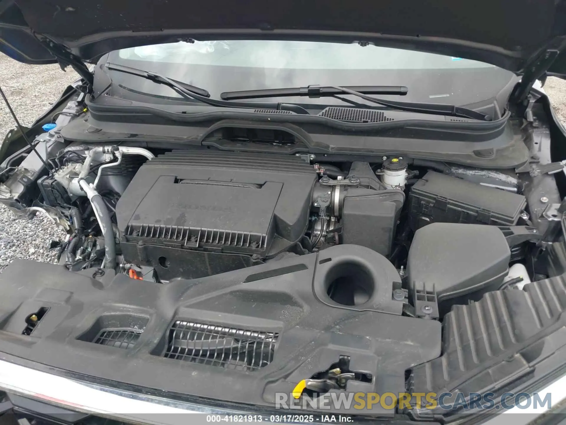 10 fotografías del automóvil dañado 5FNYG1H70SB011350 HONDA PILOT 2025