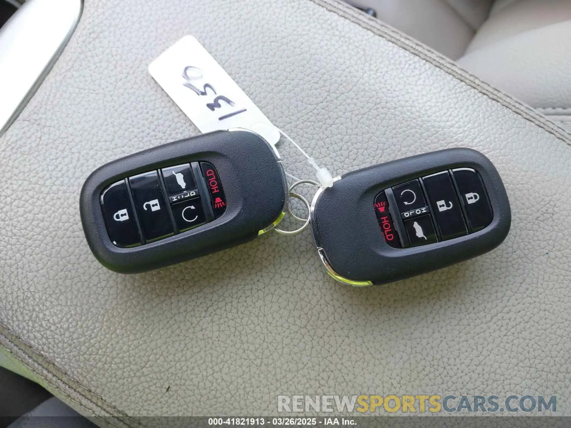 11 fotografías del automóvil dañado 5FNYG1H70SB011350 HONDA PILOT 2025