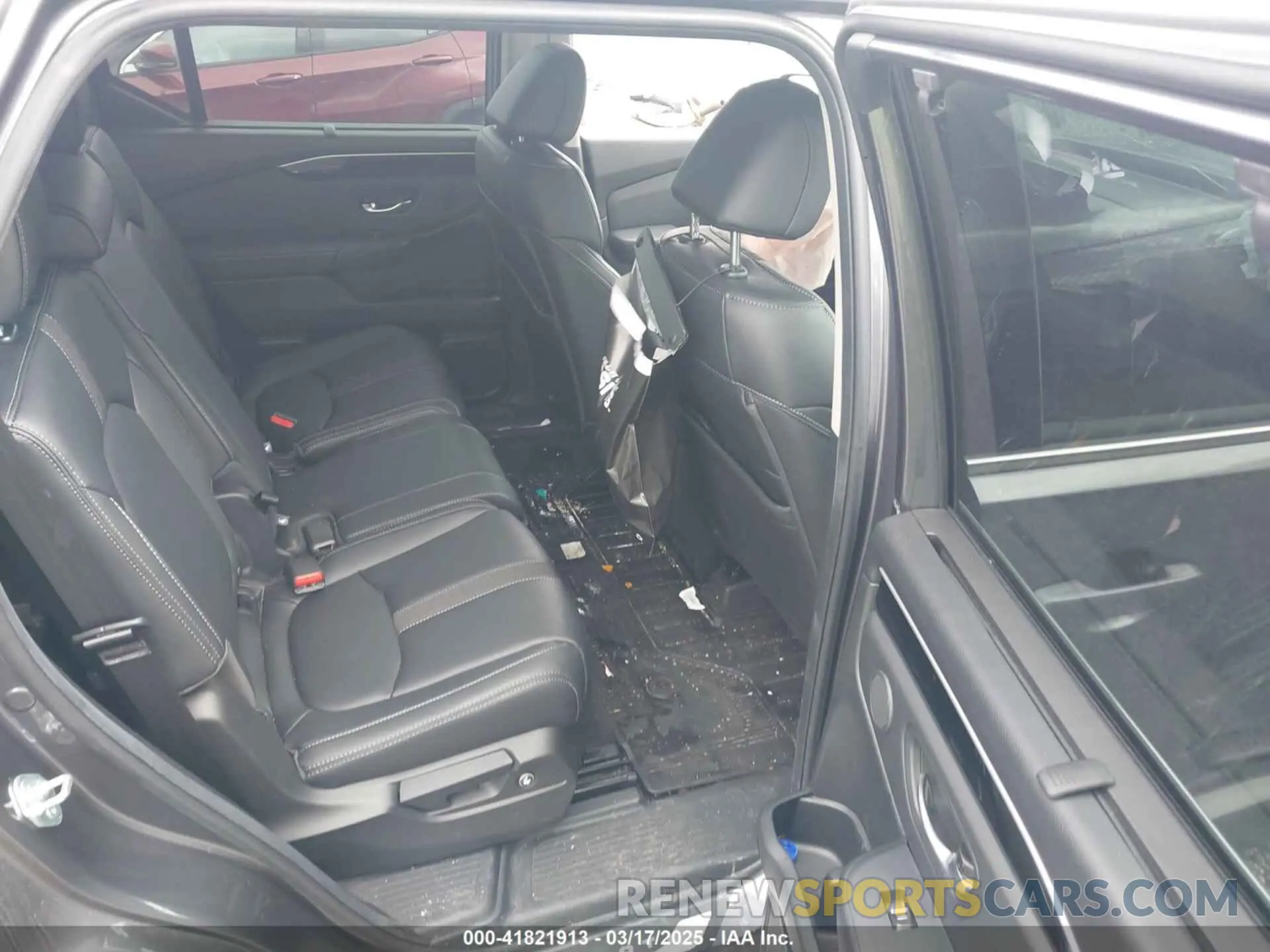 8 fotografías del automóvil dañado 5FNYG1H70SB011350 HONDA PILOT 2025