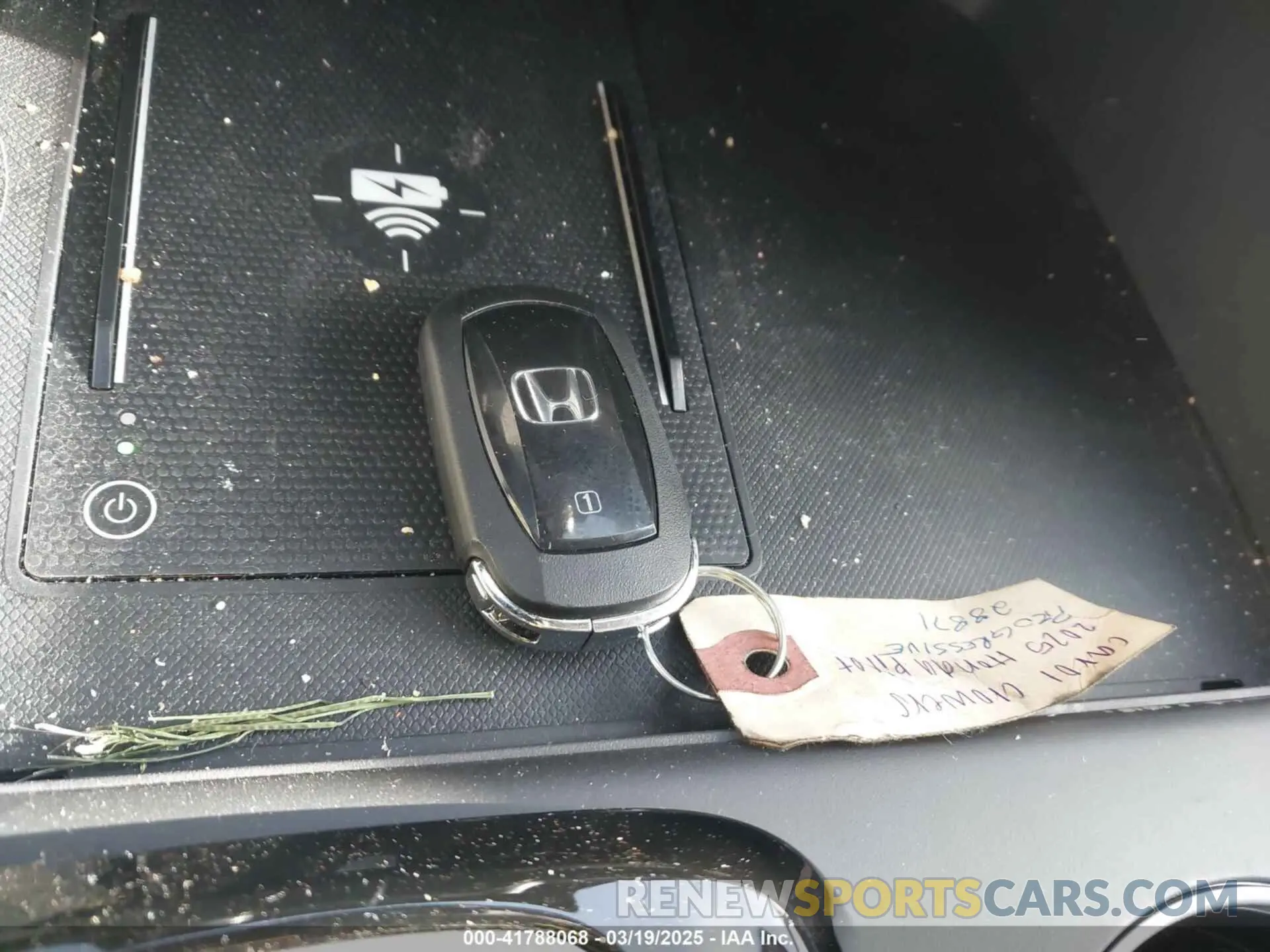 11 fotografías del automóvil dañado 5FNYG1H74SB041970 HONDA PILOT 2025