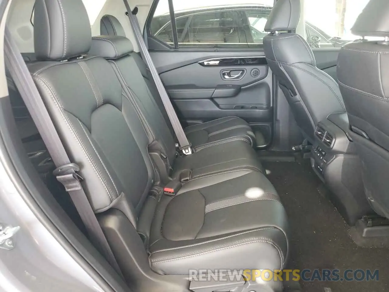 11 fotografías del automóvil dañado 5FNYG1H76SB100324 HONDA PILOT 2025