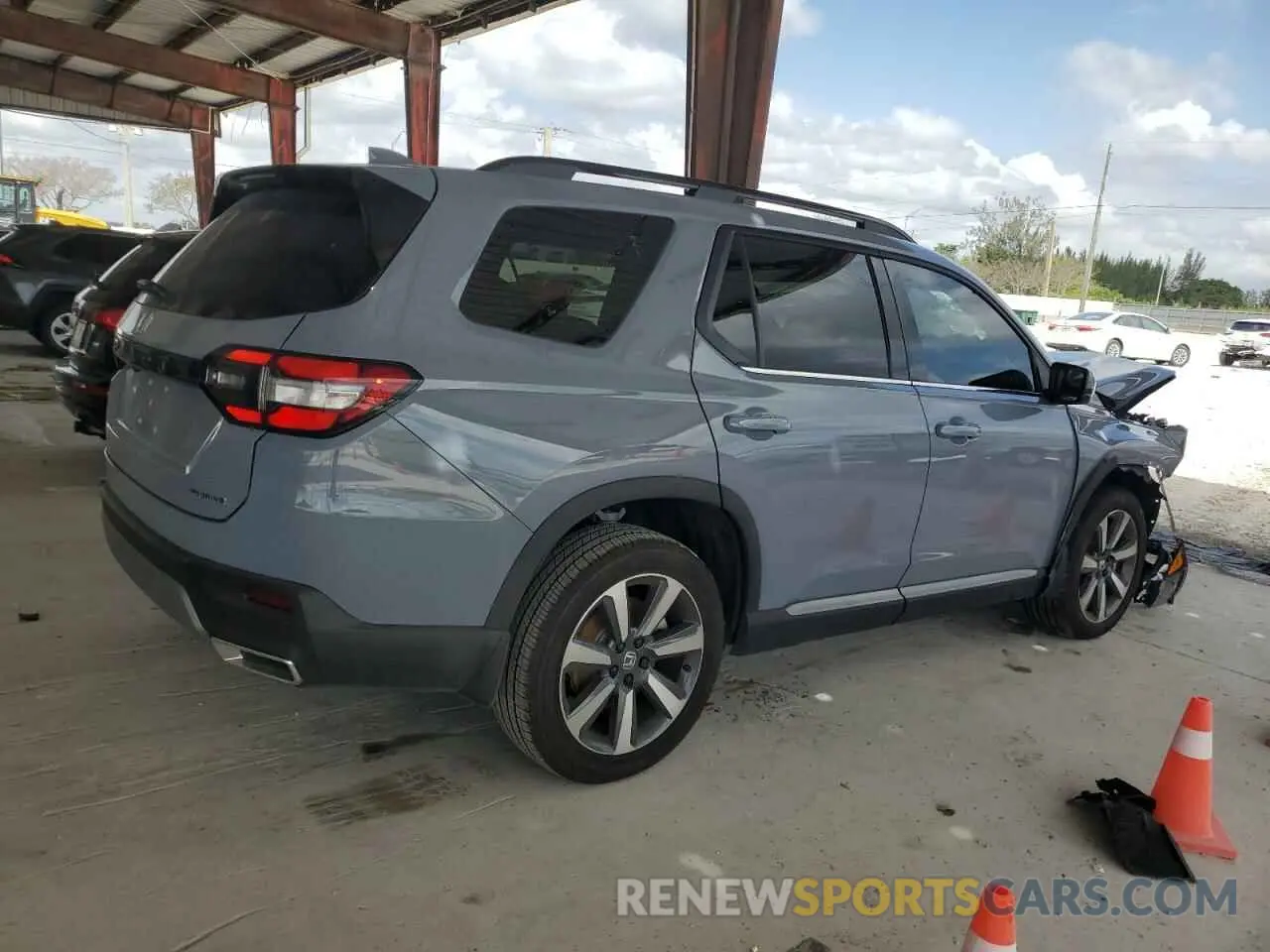 3 fotografías del automóvil dañado 5FNYG1H76SB100324 HONDA PILOT 2025
