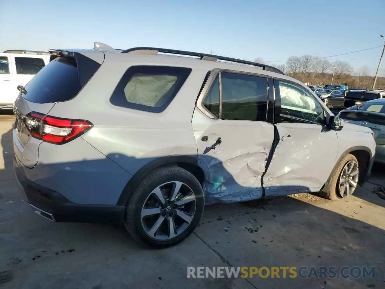 3 fotografías del automóvil dañado 5FNYG1H80SB012927 HONDA PILOT 2025