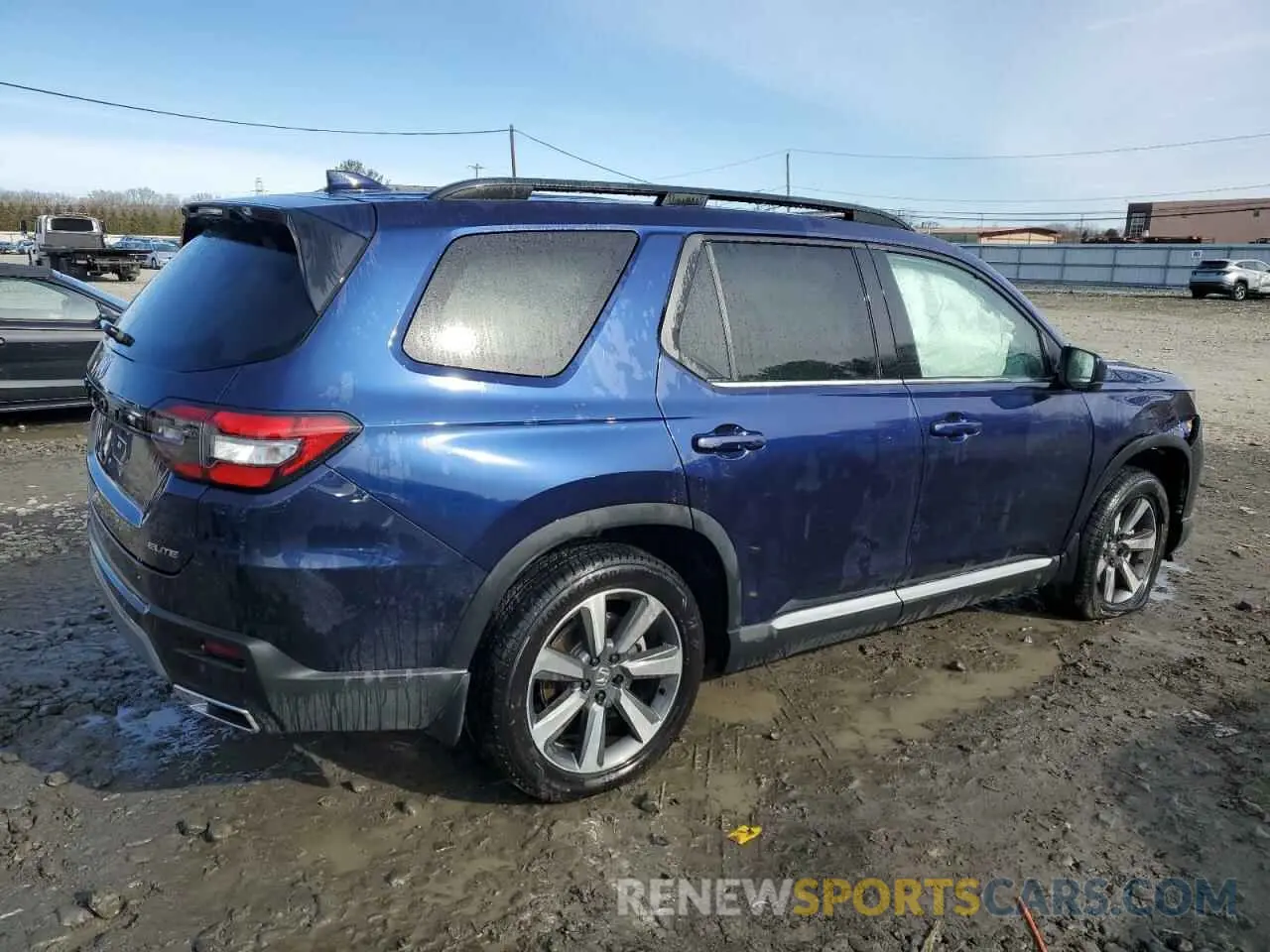 3 fotografías del automóvil dañado 5FNYG1H80SB018274 HONDA PILOT 2025