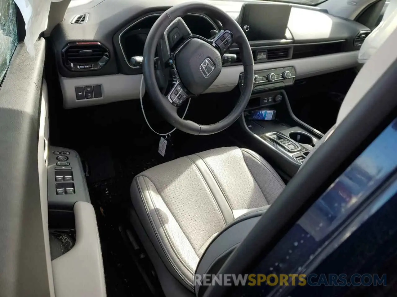 8 fotografías del automóvil dañado 5FNYG1H80SB018274 HONDA PILOT 2025
