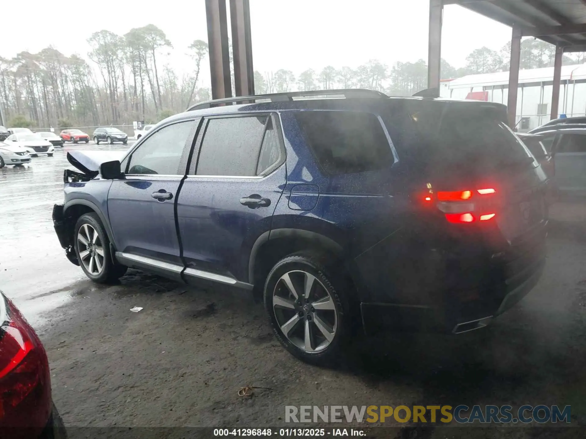 14 fotografías del automóvil dañado 5FNYG1H82SB020687 HONDA PILOT 2025