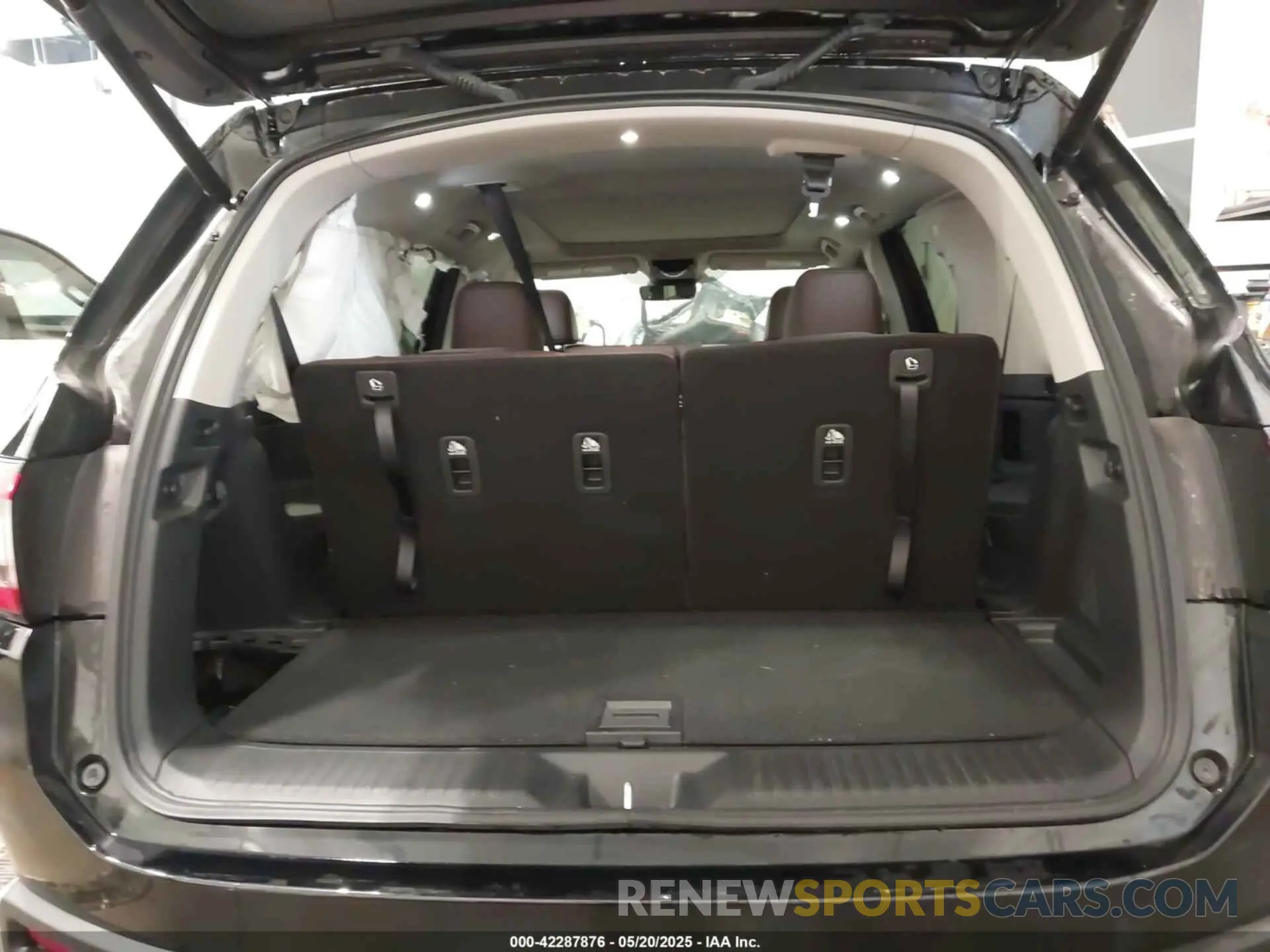 18 fotografías del automóvil dañado 5FNYG1H85SB046393 HONDA PILOT 2025