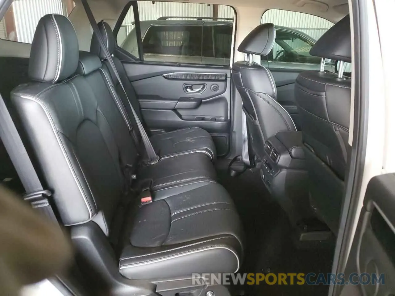 11 fotografías del automóvil dañado 5FNYG1H86SB009451 HONDA PILOT 2025