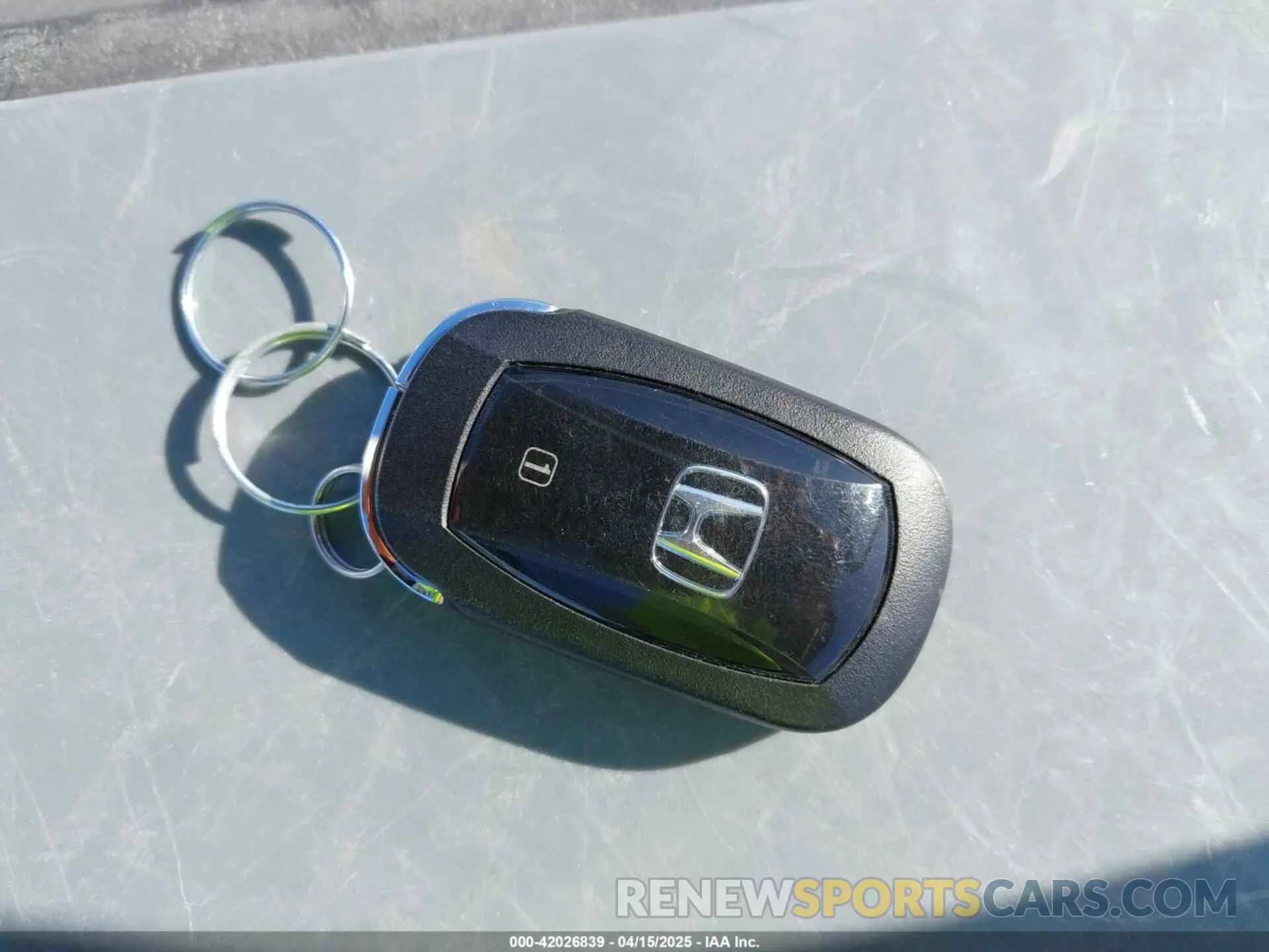 11 fotografías del automóvil dañado 5FNYG1H86SB043860 HONDA PILOT 2025