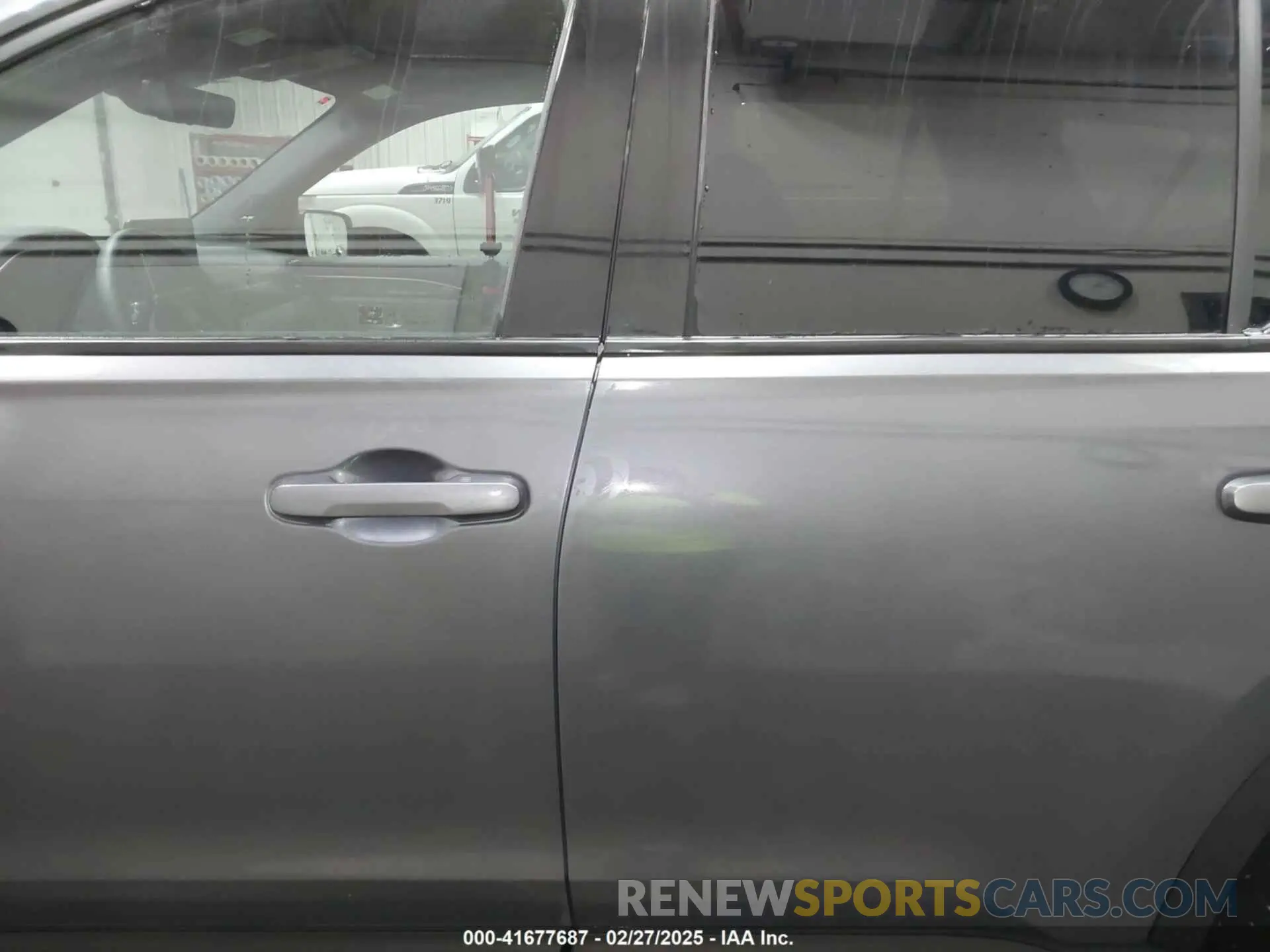 14 fotografías del automóvil dañado 5FNYG1H91SB034976 HONDA PILOT 2025