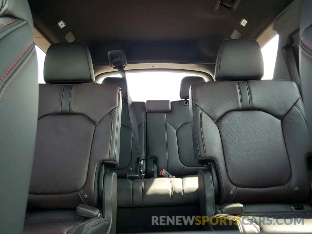 10 fotografías del automóvil dañado 5FNYG1H91SB037702 HONDA PILOT 2025