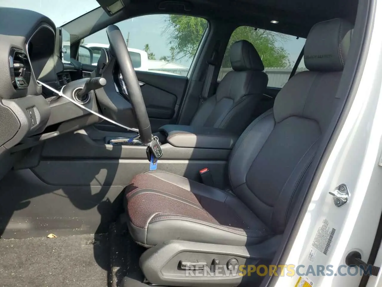 7 fotografías del automóvil dañado 5FNYG1H91SB037702 HONDA PILOT 2025