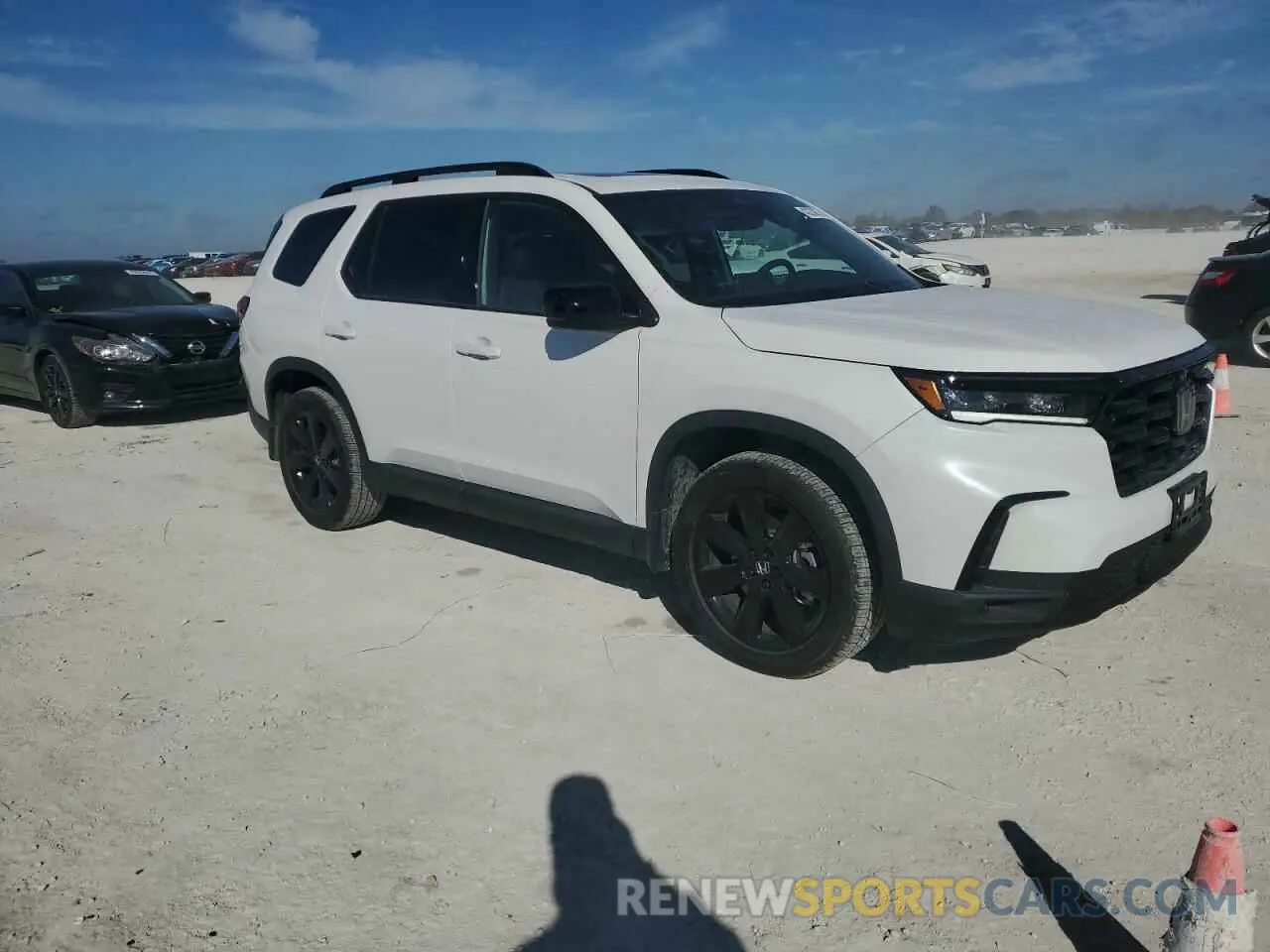 4 fotografías del automóvil dañado 5FNYG1H93SB083838 HONDA PILOT 2025