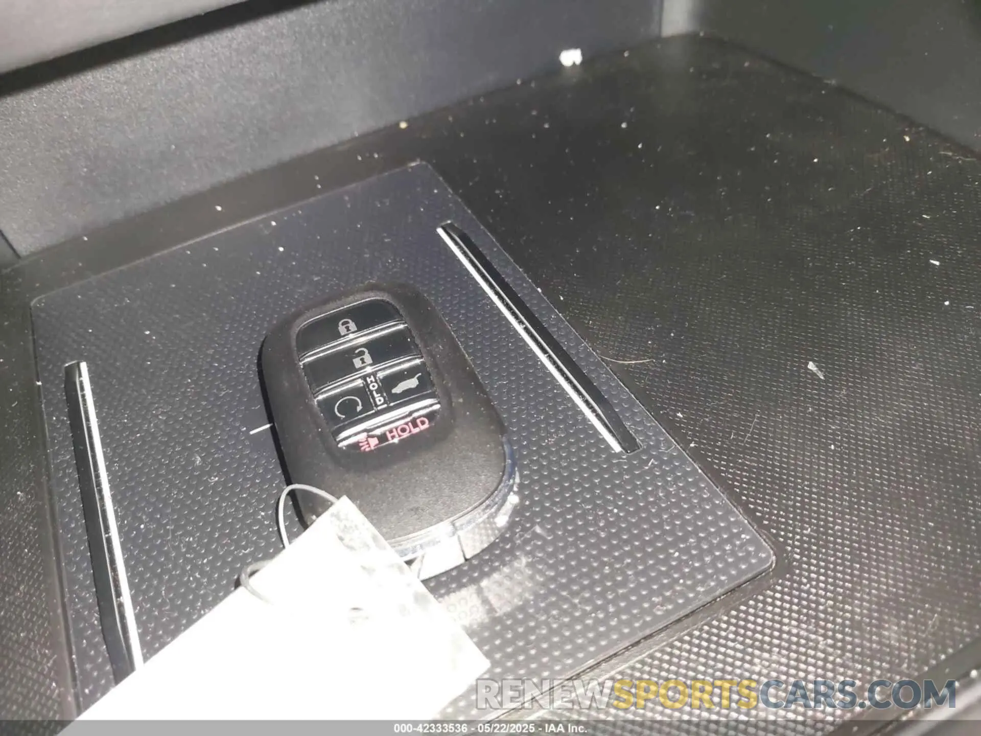 11 fotografías del automóvil dañado 5FNYG1H95SB082691 HONDA PILOT 2025