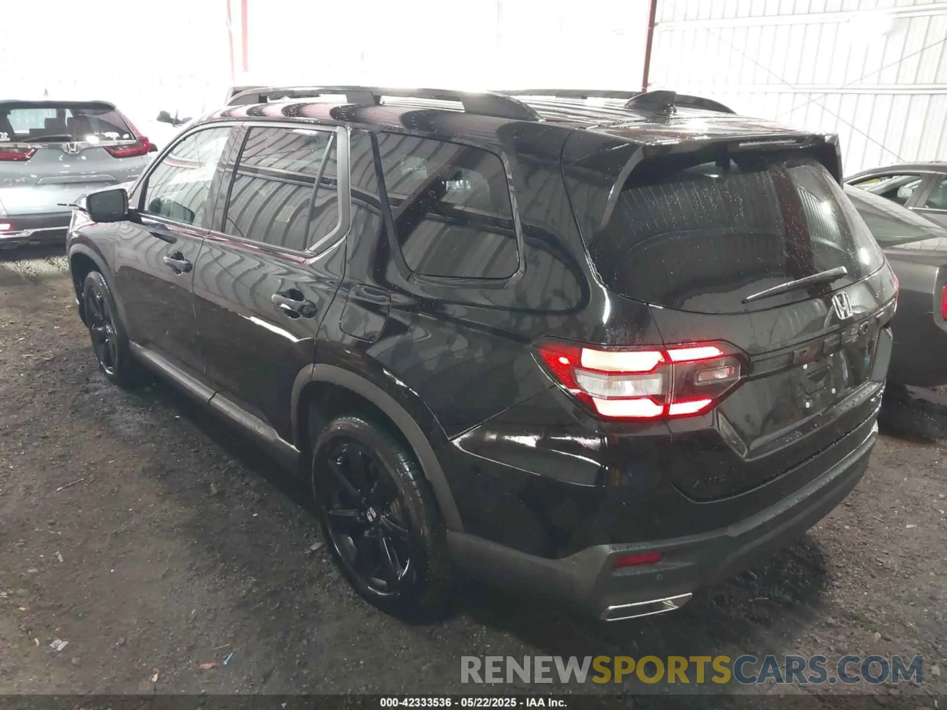 3 fotografías del automóvil dañado 5FNYG1H95SB082691 HONDA PILOT 2025