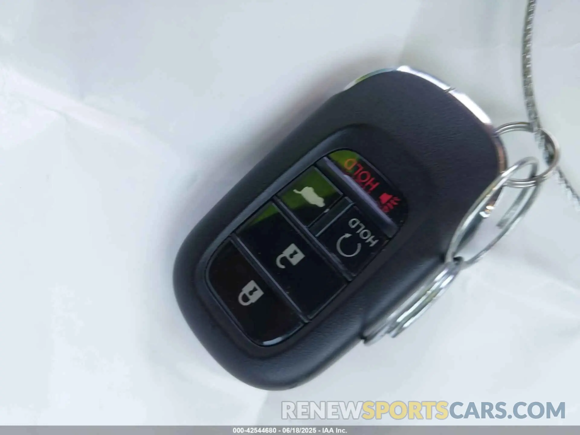 11 fotografías del automóvil dañado 5FNYG2H30SB008046 HONDA PILOT 2025