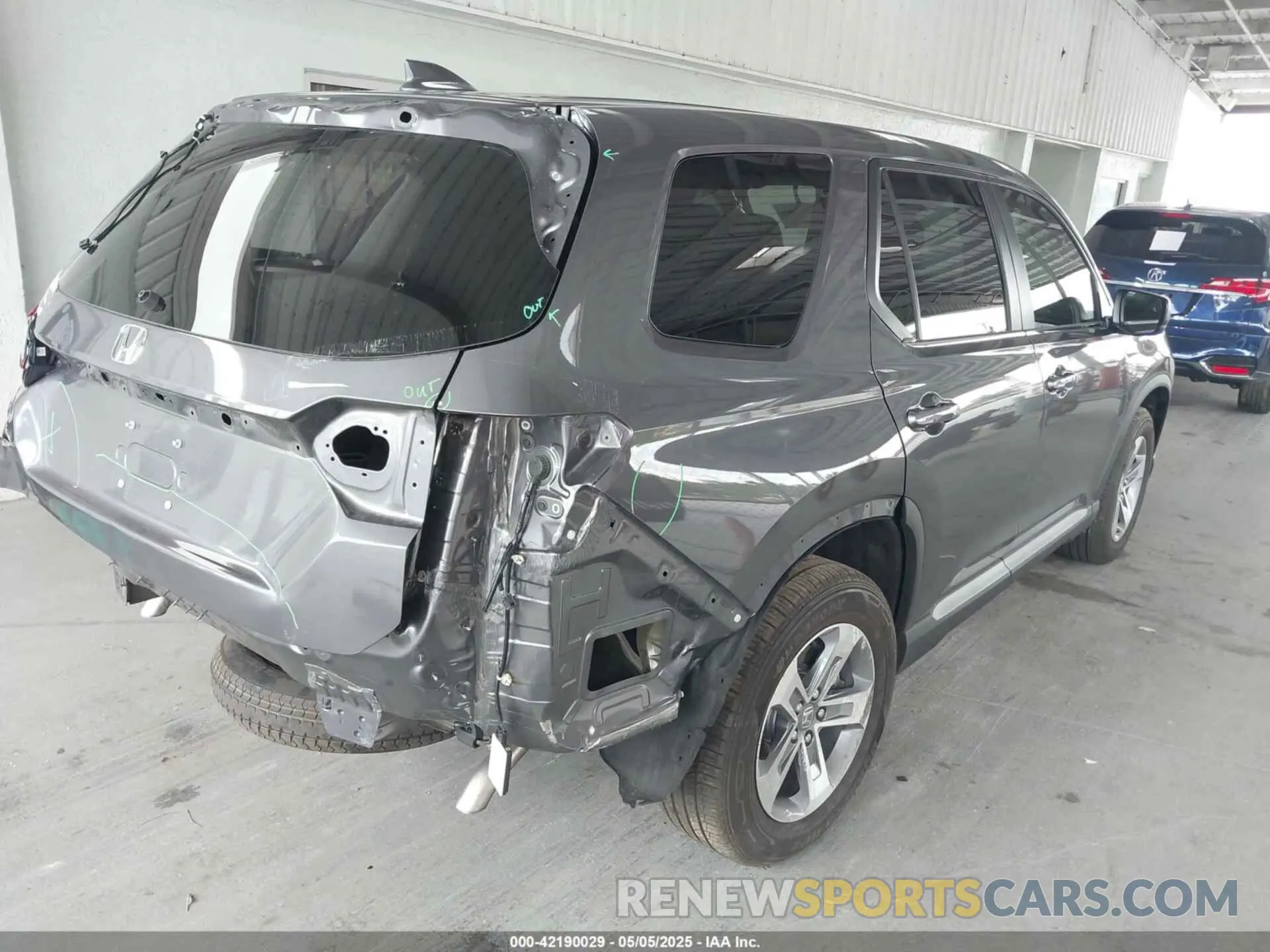 4 fotografías del automóvil dañado 5FNYG2H40SB019525 HONDA PILOT 2025