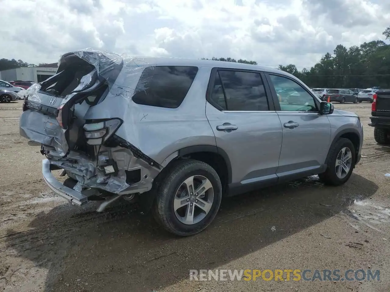 3 fotografías del automóvil dañado 5FNYG2H41SB023468 HONDA PILOT 2025