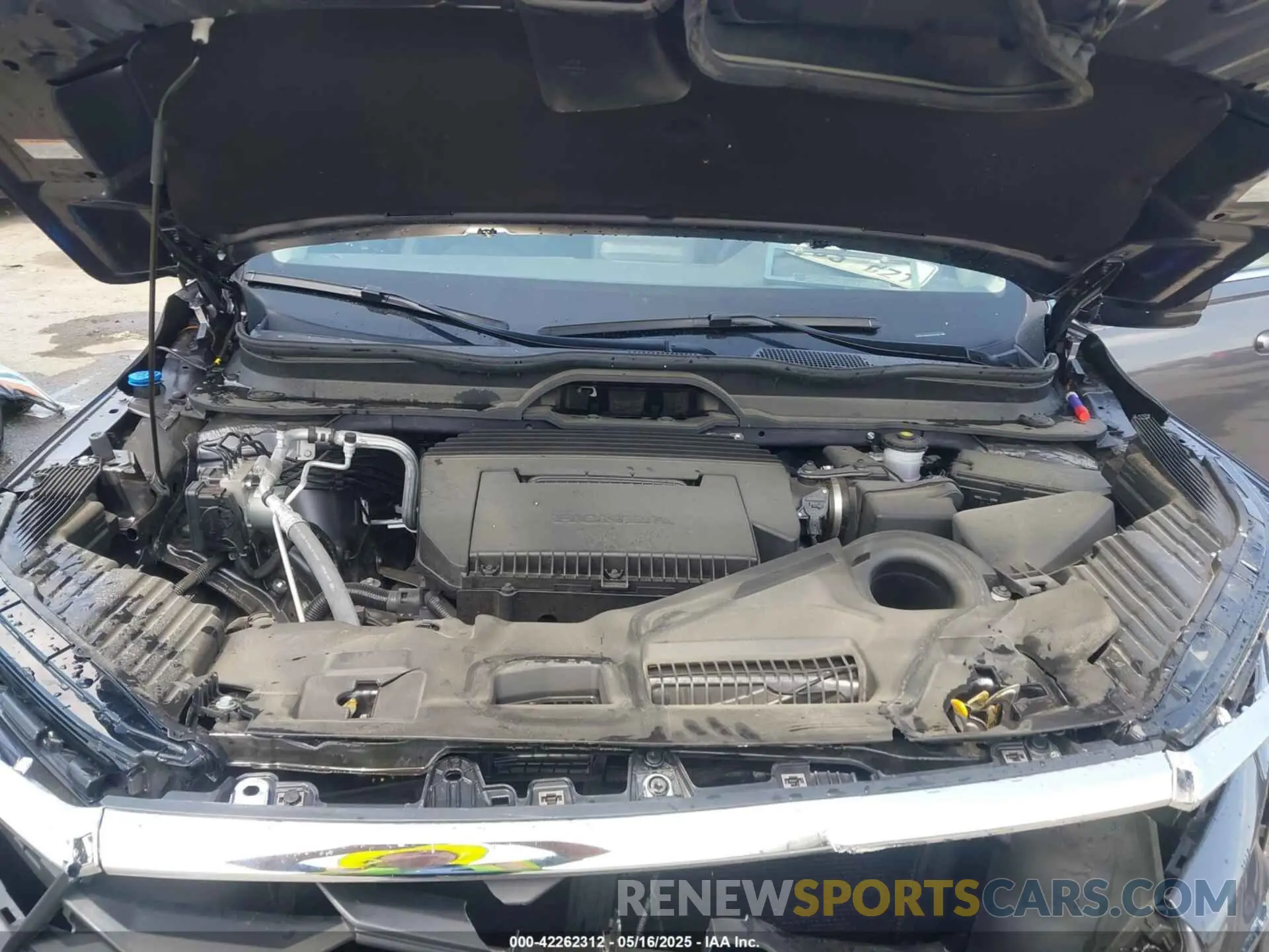 10 fotografías del automóvil dañado 5FNYG2H43SB010172 HONDA PILOT 2025